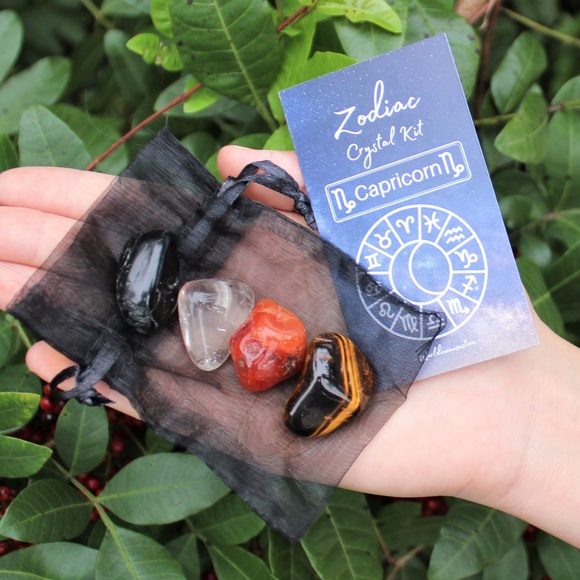 ✨Capricorn Crystal Bundle✨ - Picture 2 of 2